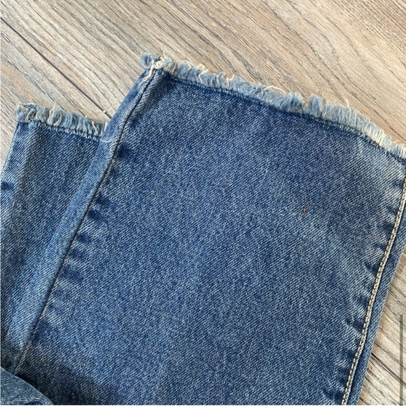 Universal Thread High Rise Denim Jeans - Picture 6 of 9